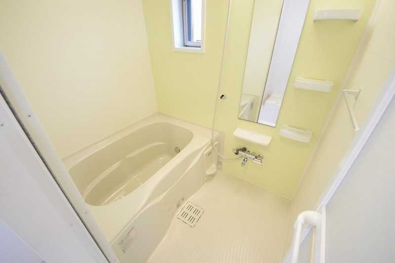 ��ʌ�����s�厚�����q�V�c�̃A�p�[�g�̃o�X