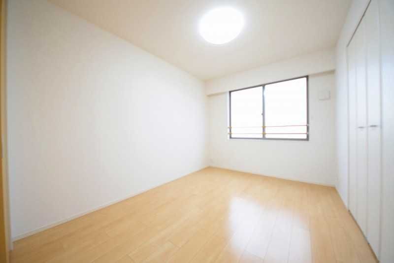 ��ʌ�����s�厚�����q�V�c�̃A�p�[�g�̂��̑������E�X�y�[�X