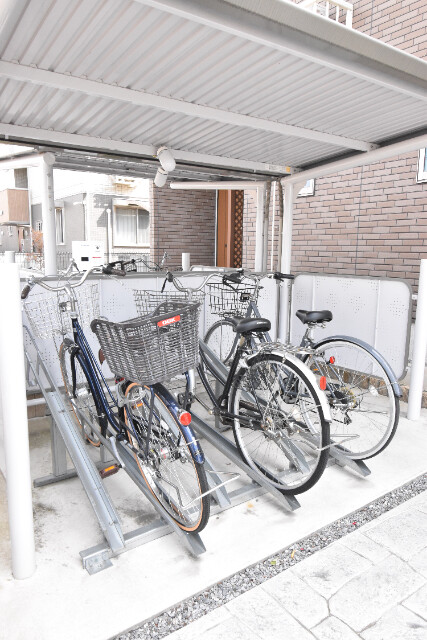 ��ʌ��z�J�s���C�N�^�E���Q���ڂ̃A�p�[�g�̂��̑�