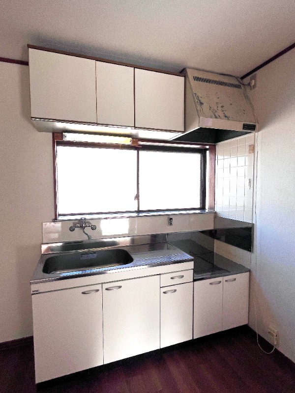 ��ʌ������s���v��̃A�p�[�g�̃L�b�`��