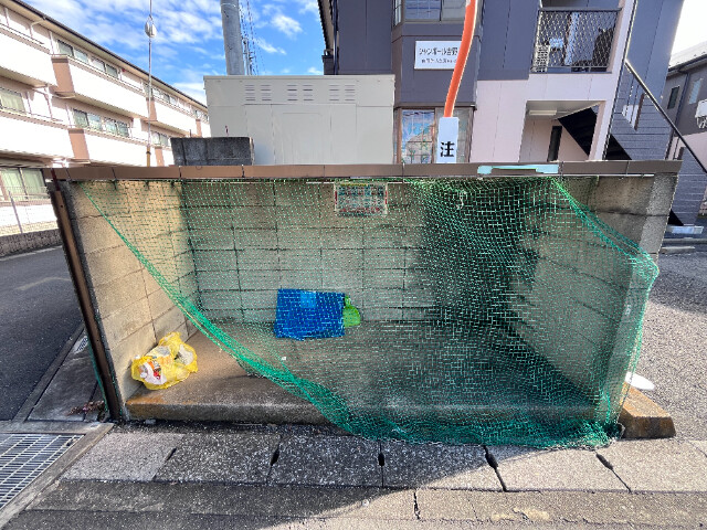 ��ʌ������s���v��̃A�p�[�g�̂��̑�