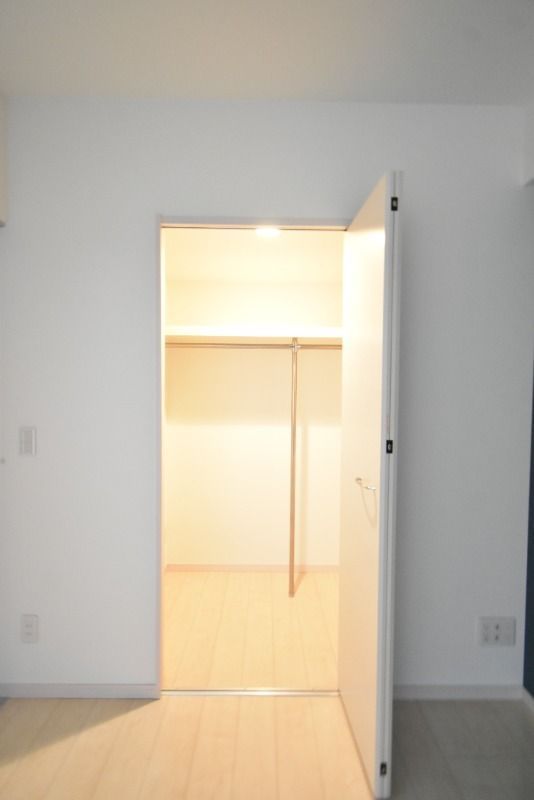 ��ʌ��������܎s��{����ؒ��Q���ڂ̃}���V�����̎��[