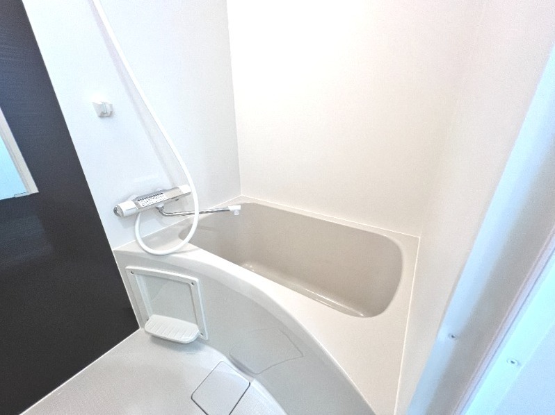 ��ʌ��������܎s��΋擌��΂Q���ڂ̃A�p�[�g�̃o�X