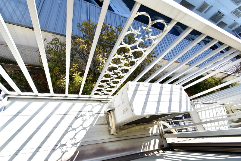 ��ʌ��������܎s�k�擌�听���P���ڂ̃A�p�[�g�̃o���R�j�[