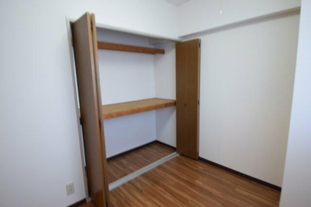 ��ʌ�����s�k����Q���ڂ̃}���V�����̎��[