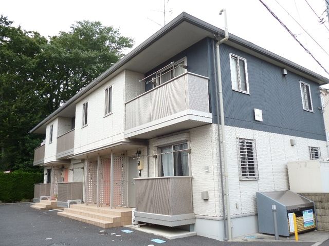 ��ʌ��������܎s�������a�c���P����1086-1�̃A�p�[�g�̌����O��