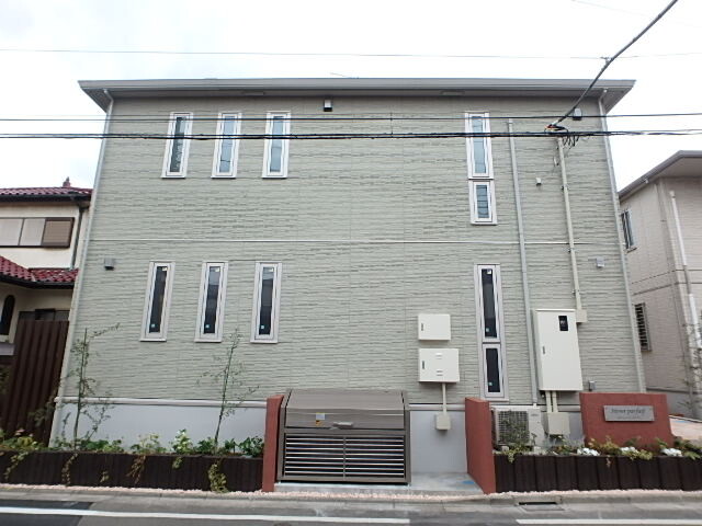 ��ʌ��������܎s�Y�a��̉ƂS���ڂ̃A�p�[�g�̌����O��