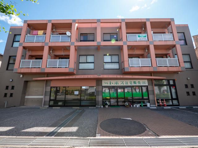 ��ʌ��z�J�s�����R���ڂ̃}���V�����̌����O��