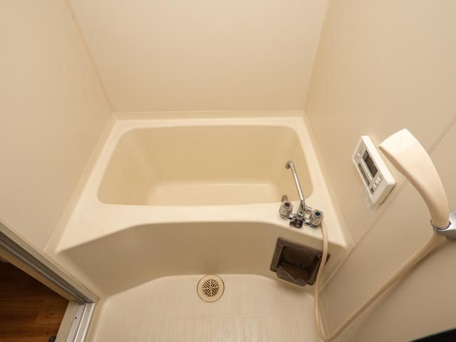 ��ʌ��z�J�s�����R���ڂ̃}���V�����̃o�X