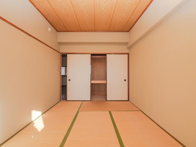 ��ʌ��z�J�s�����R���ڂ̃}���V�����̎��[