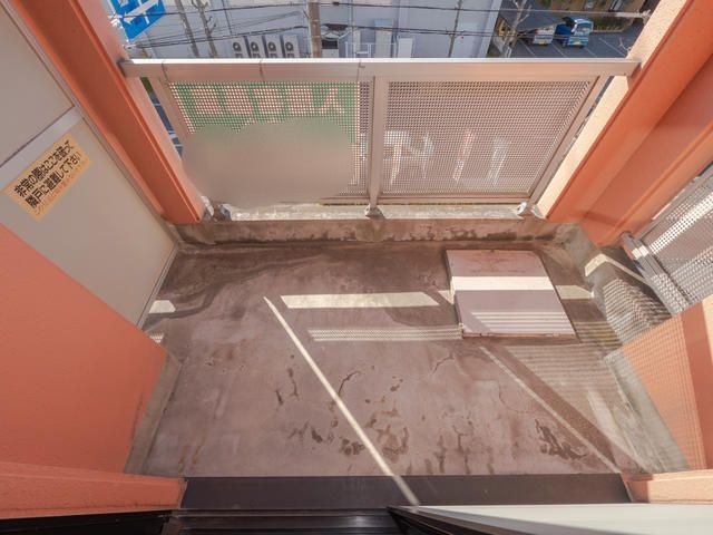 ��ʌ��z�J�s�����R���ڂ̃}���V�����̃o���R�j�[