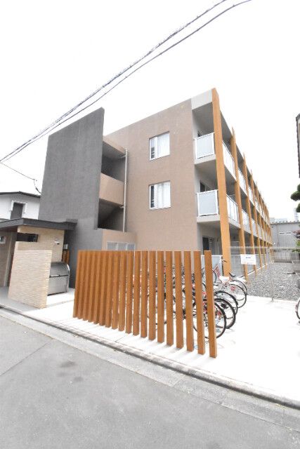 ��ʌ��������܎s��{���Ԓ��P����86-1�̃}���V�����̌����O��