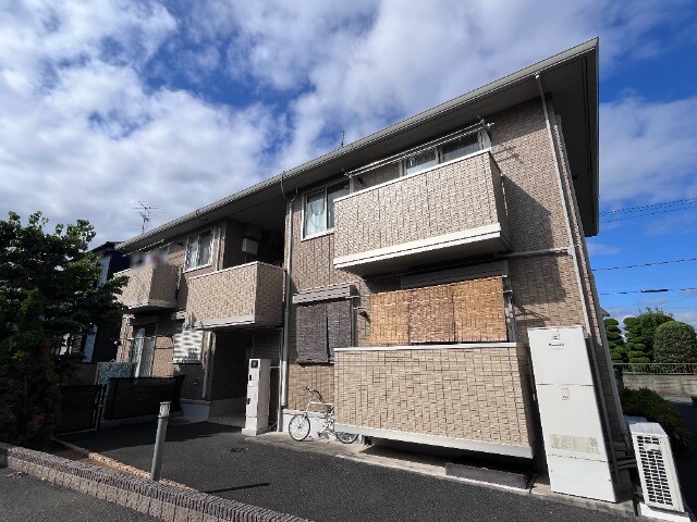 ��ʌ�����s�厚�����̃A�p�[�g�̌����O��