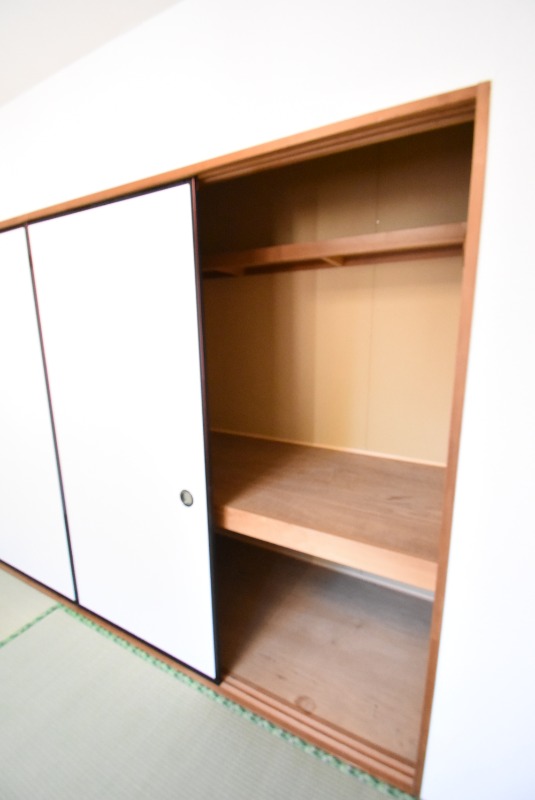 ��ʌ��������܎s�Y�a���؍�T���ڂ̃A�p�[�g�̎��[