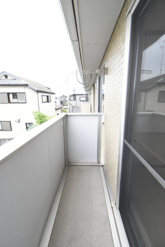 ��ʌ�����s�厚�����̃A�p�[�g�̃o���R�j�[