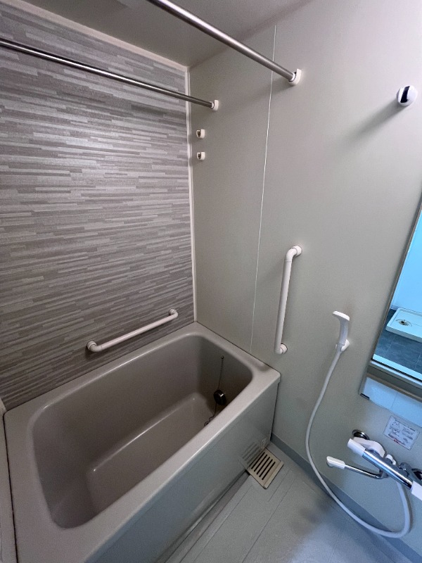 ��ʌ�����s�厚���s�̃}���V�����̃o�X