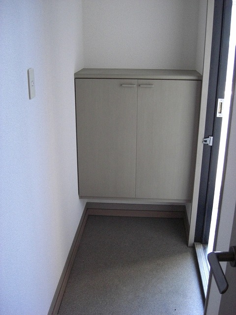 ��ʌ��������܎s�΋�n��P���ڂ̃A�p�[�g�̌���