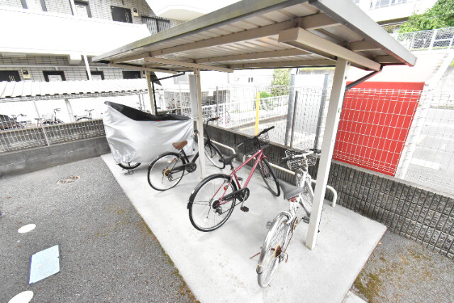 ��ʌ��������܎s�΋擌�Y�a�S���ڂ̃A�p�[�g�̂��̑�