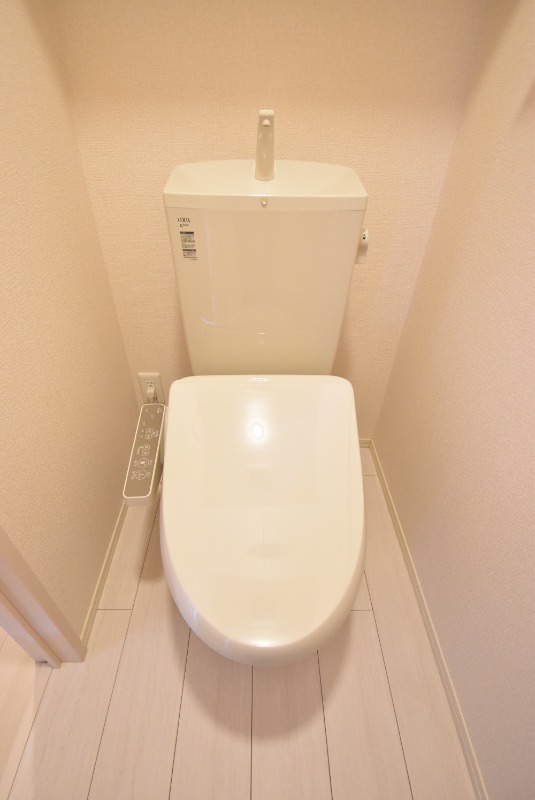 ��ʌ��z�J�s���C�N�^�E���P���ڂ̃A�p�[�g�̃g�C��