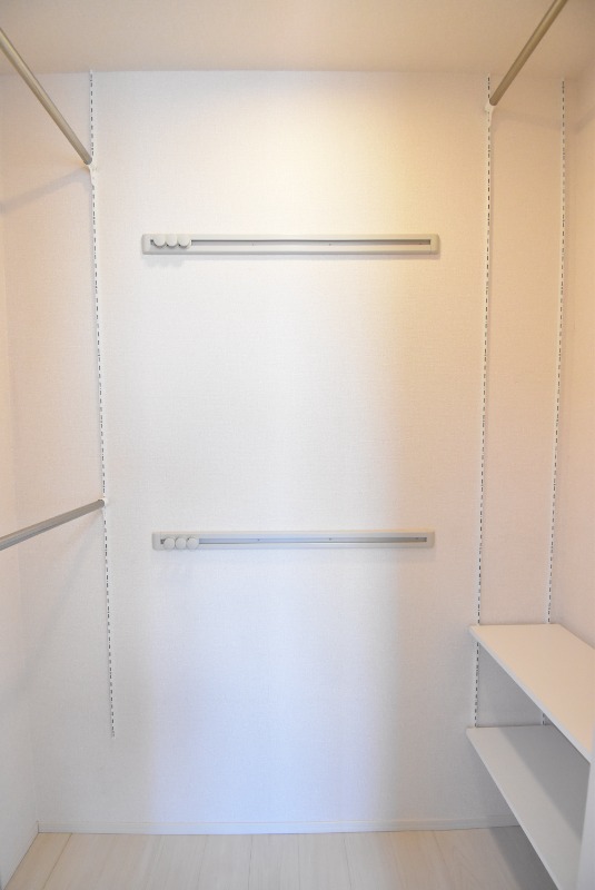 ��ʌ��z�J�s���C�N�^�E���P���ڂ̃A�p�[�g�̎��[