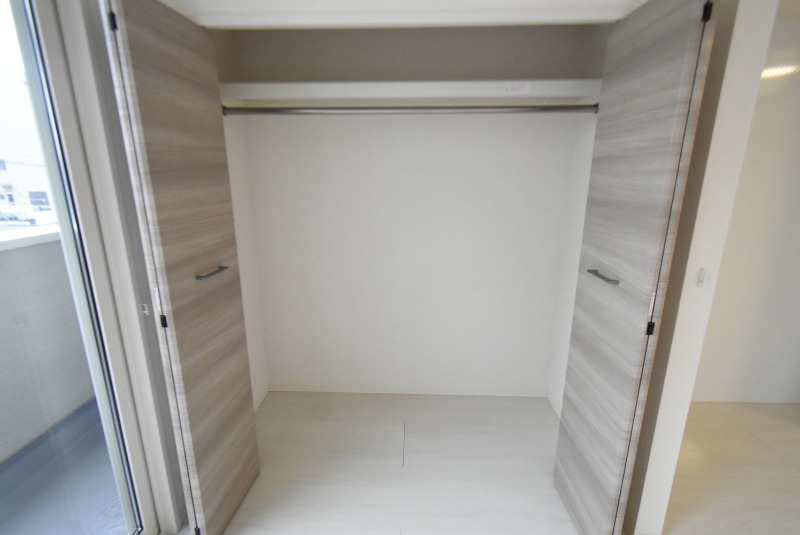 ��ʌ��z�J�s�k�z�J�Q���ڂ̃A�p�[�g�̎��[