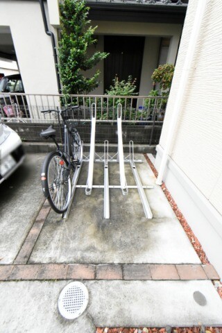 ��ʌ��z�J�s�k�z�J�Q���ڂ̃A�p�[�g�̂��̑�