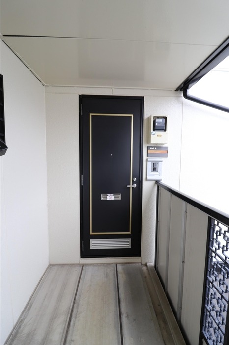 ��ʌ��������܎s�΋�n��Q���ڂ̃A�p�[�g�̌���