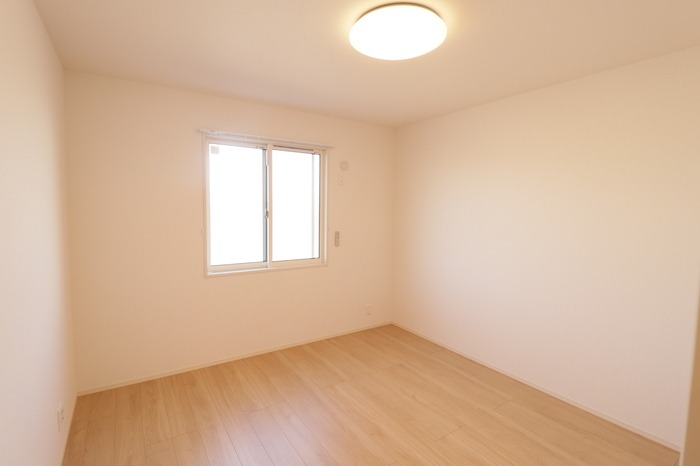 ��ʌ��z�J�s���C�N�^�E���U���ڂ̃A�p�[�g�̂��̑������E�X�y�[�X