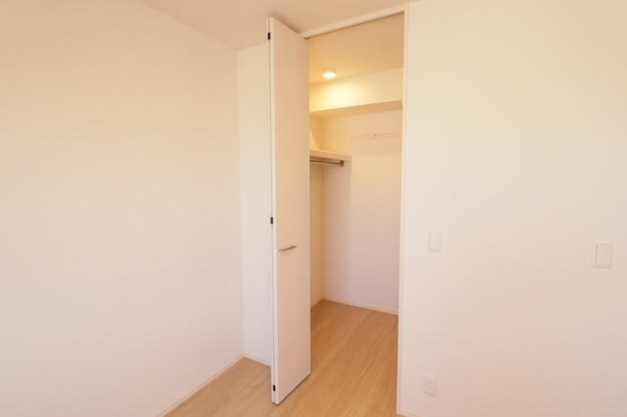 ��ʌ��z�J�s���C�N�^�E���U���ڂ̃A�p�[�g�̎��[