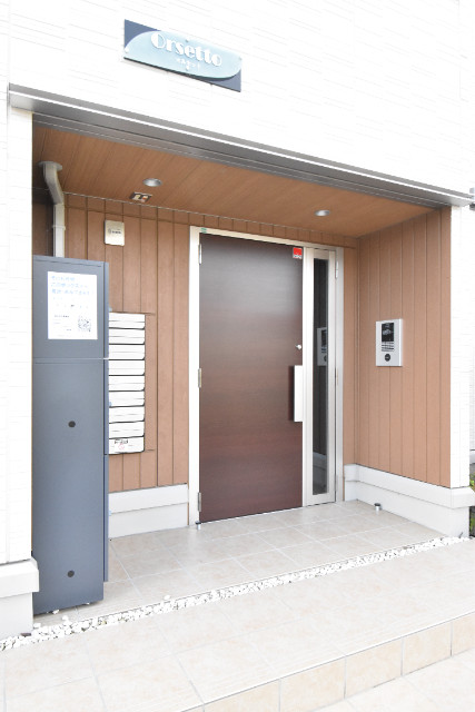 ��ʌ��z�J�s���C�N�^�E���U���ڂ̃A�p�[�g�̃G���g�����X