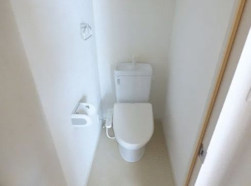 ��ʌ�����s�˒˂Q���ڂ̃}���V�����̃g�C��