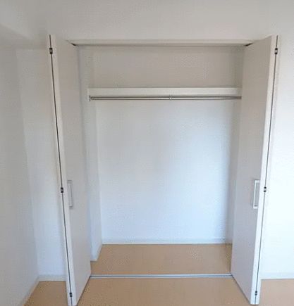 ��ʌ�����s�˒˂Q���ڂ̃}���V�����̎��[