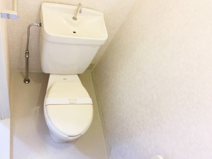 ��ʌ��������܎s�΋擌�Y�a�W���ڂ̃A�p�[�g�̃g�C��