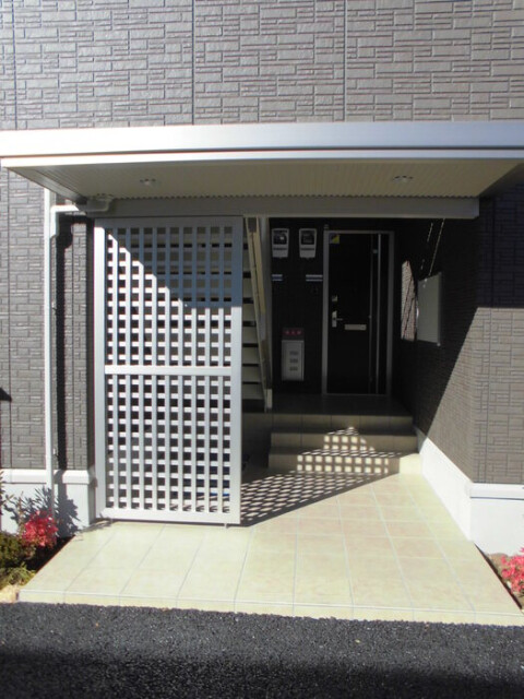 ��ʌ��z�J�s�������T���ڂ̃A�p�[�g�̃G���g�����X