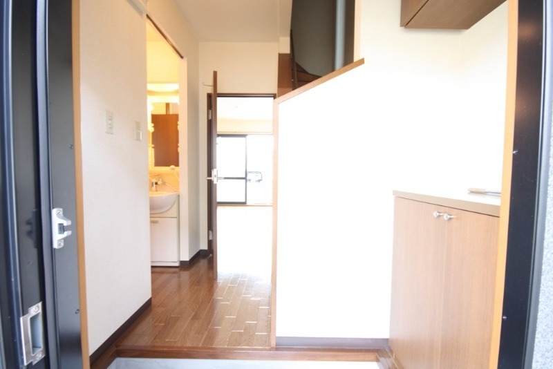 ��ʌ��������܎s������厚����̃e���X�n�E�X�̌���