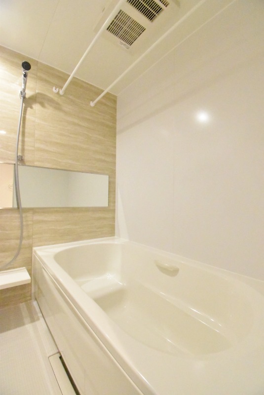 ��ʌ��������܎s�΋�厚���̃}���V�����̃o�X