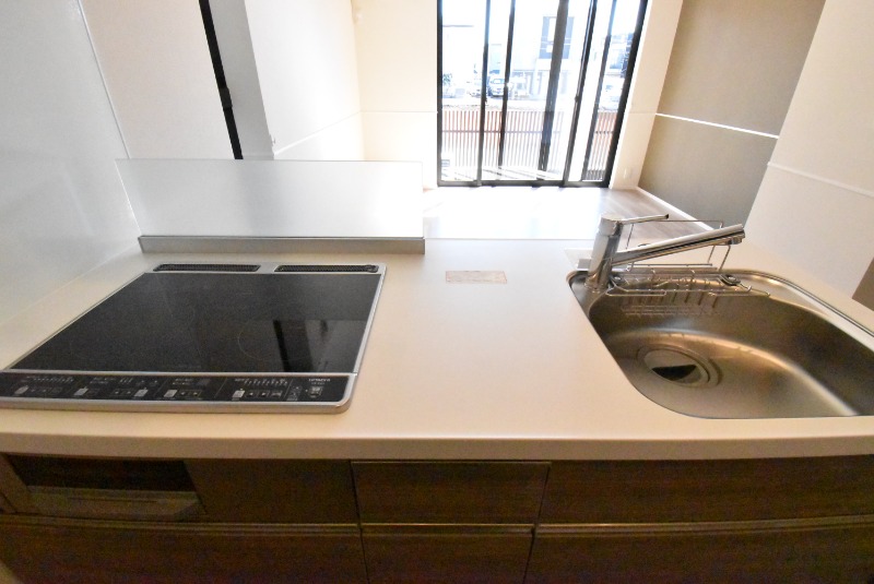 ��ʌ��������܎s�΋�厚���̃}���V�����̃L�b�`��