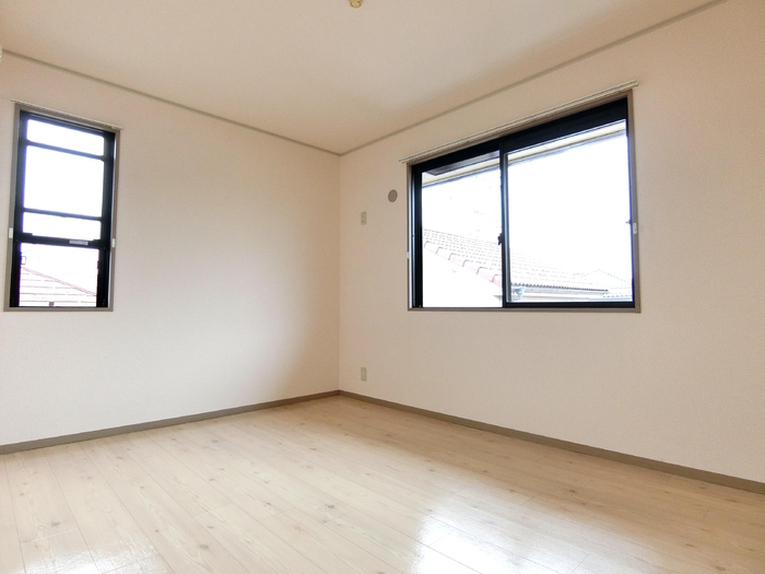 ��ʌ��������܎s��{��O���S���ڂ̃A�p�[�g�̂��̑������E�X�y�[�X