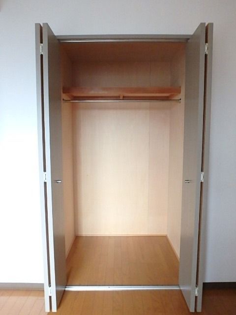 ��ʌ��������܎s�k��A�|���P���ڂ̃}���V�����̎��[