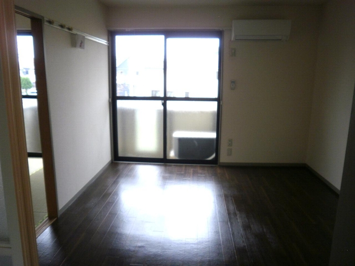 ��ʌ��������܎s��������u�Q���ڂ̃A�p�[�g�̋��ԁE���r���O