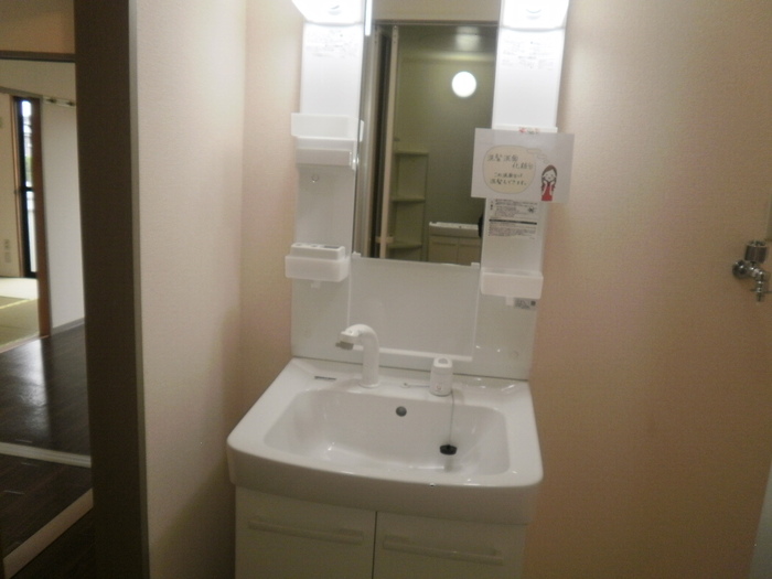 ��ʌ��������܎s��������u�Q���ڂ̃A�p�[�g�̐��ʏ�