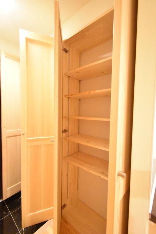 ��ʌ��������܎s�΋�����Q���ڂ̃A�p�[�g�̂��̑������E�X�y�[�X