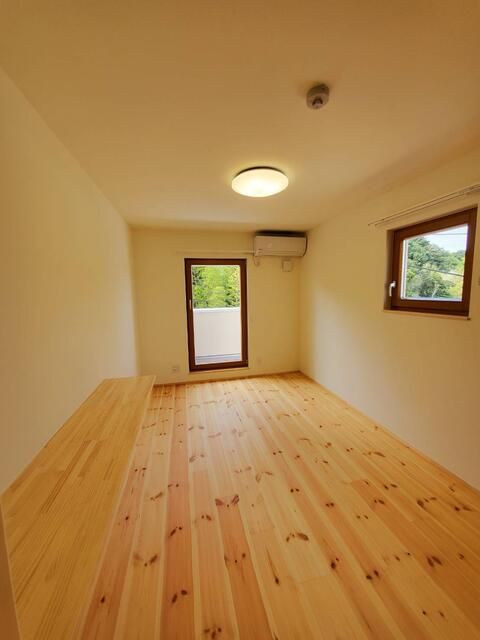 ��ʌ��������܎s�΋�����Q���ڂ̃A�p�[�g�̂��̑������E�X�y�[�X