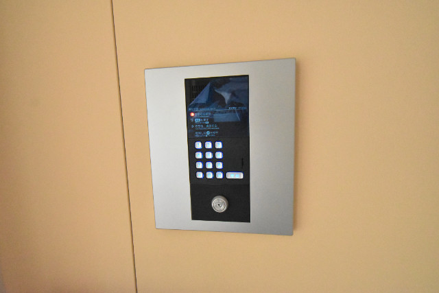 ��ʌ��������܎s�΋�����Q���ڂ̃A�p�[�g�̂��̑�