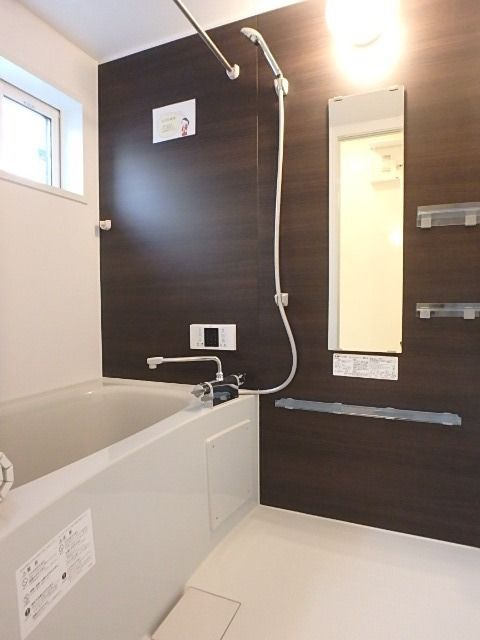 ��ʌ��������܎s��{��O���P���ڂ̃A�p�[�g�̃o�X