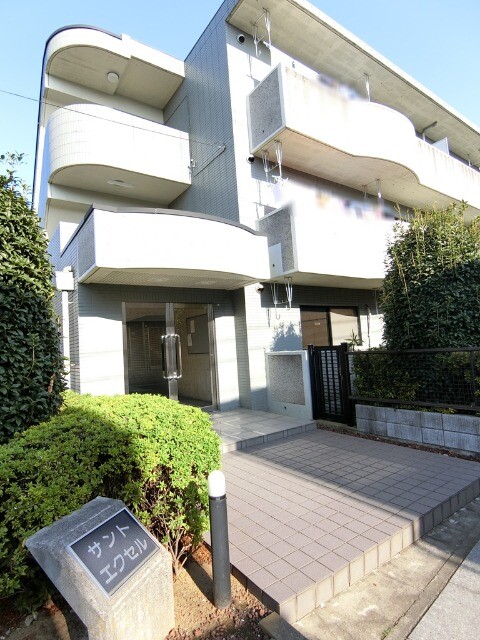 ��ʌ��������܎s������ۃ��蒬�̃}���V�����̃G���g�����X