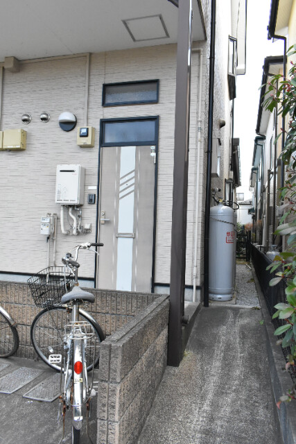 ��ʌ��������܎s������t���R���ڂ̃A�p�[�g�̃G���g�����X