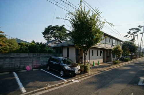 ��ʌ��������܎s�k��~�͒��̃A�p�[�g�̒��ԏ�