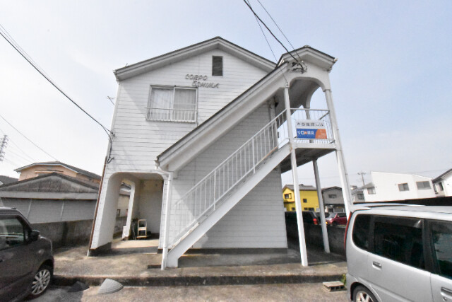 ��ʌ��z�J�s�厚��[�̃A�p�[�g�̌����O��