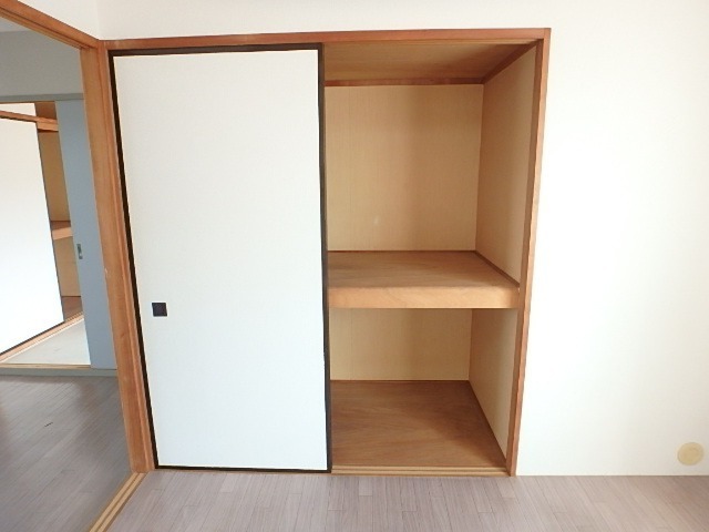 ��ʌ��������܎s�΋擌�Y�a�Q���ڂ̃}���V�����̎��[